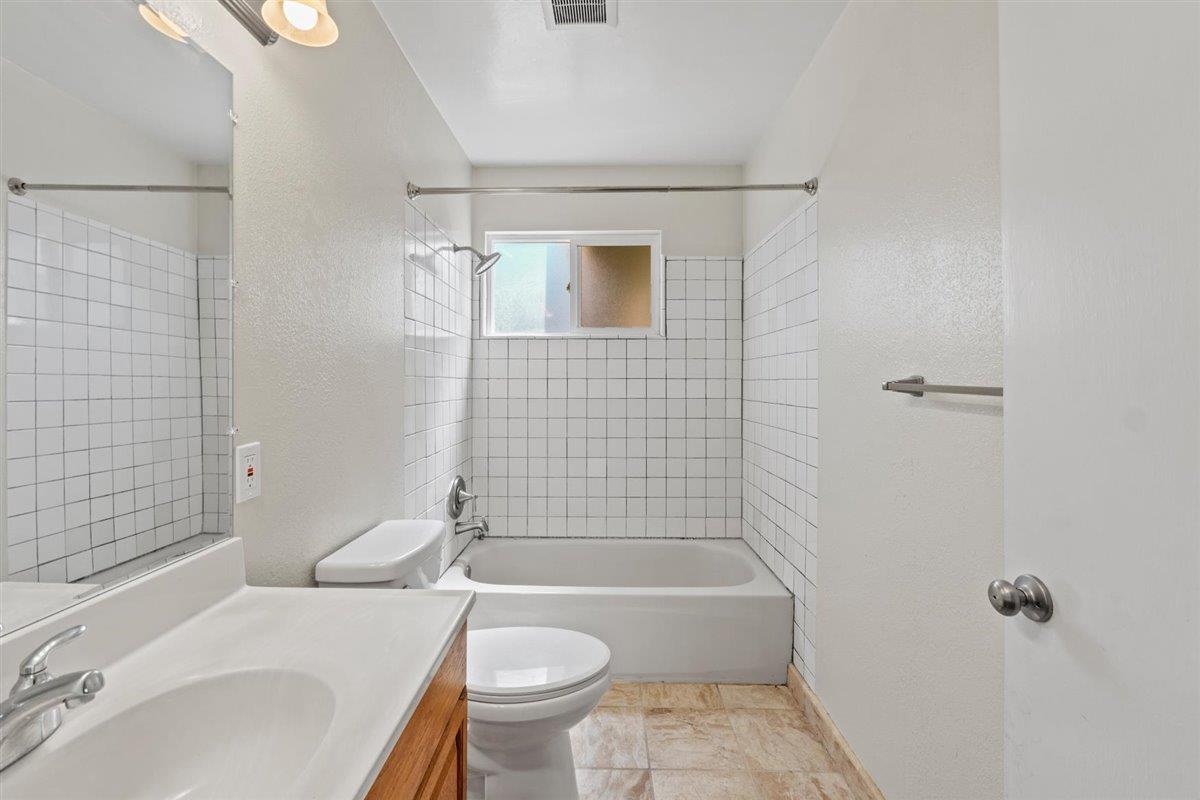 1342 Vallejo ST