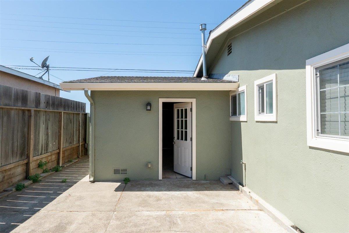 1342 Vallejo ST