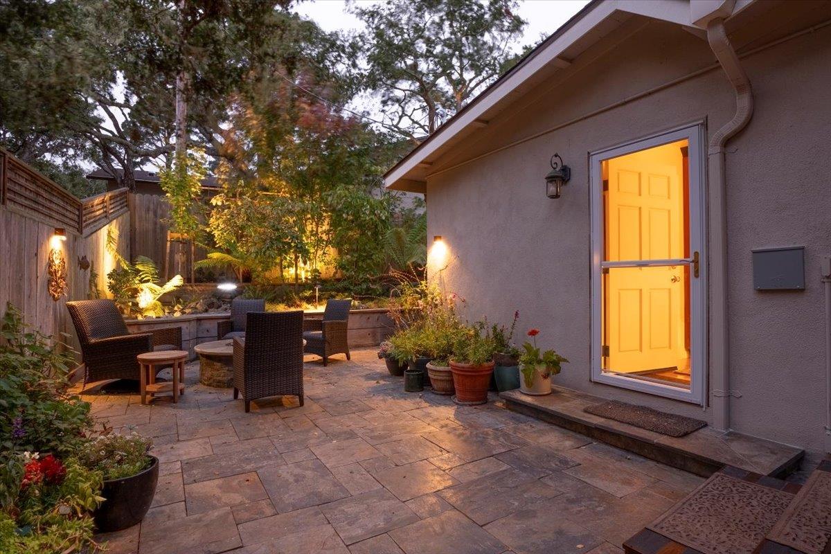 5 Walter Colton DR
