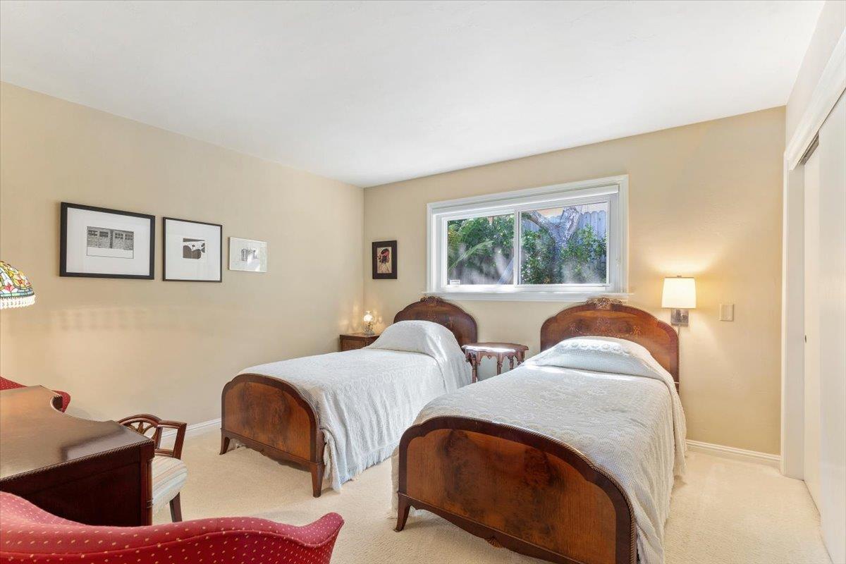 5 Walter Colton DR