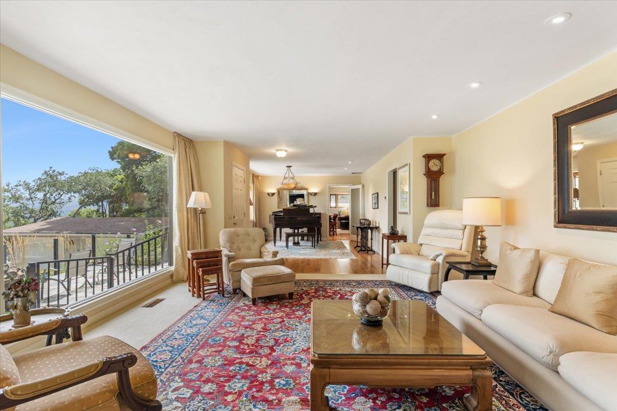 5 Walter Colton DR