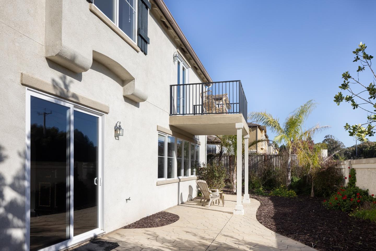 5030 Peninsula Point Drive