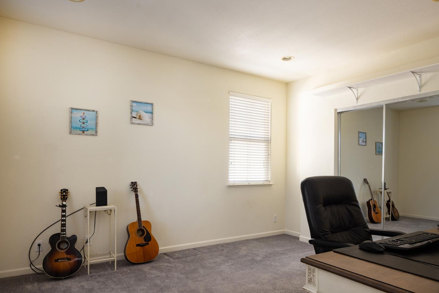 5030 Peninsula Point Drive