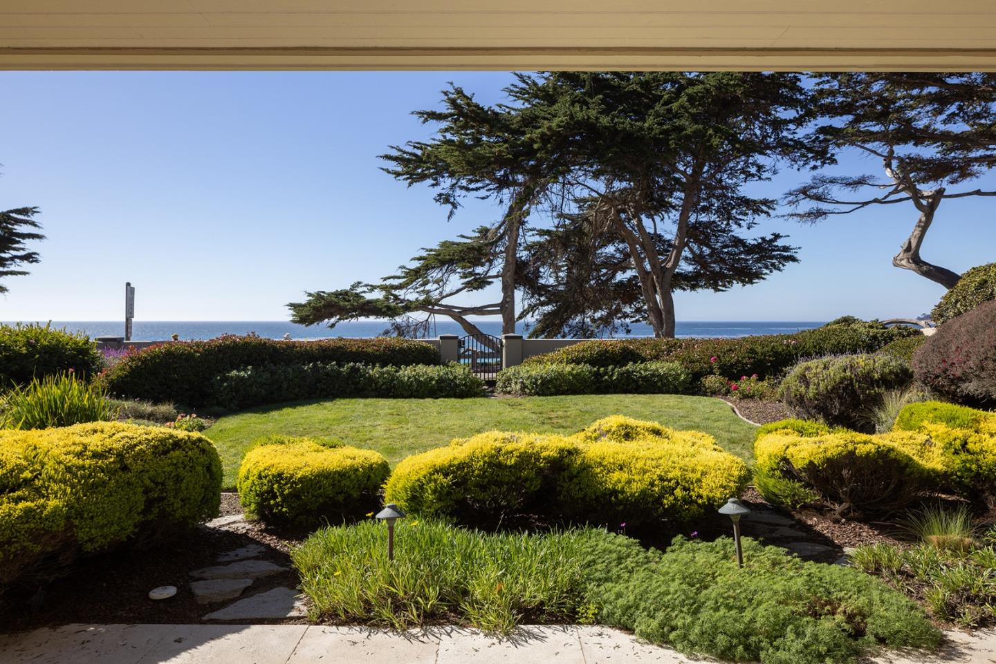 0 San Antonio 2 SW of 11th Avenue, CARMEL, CA 93921