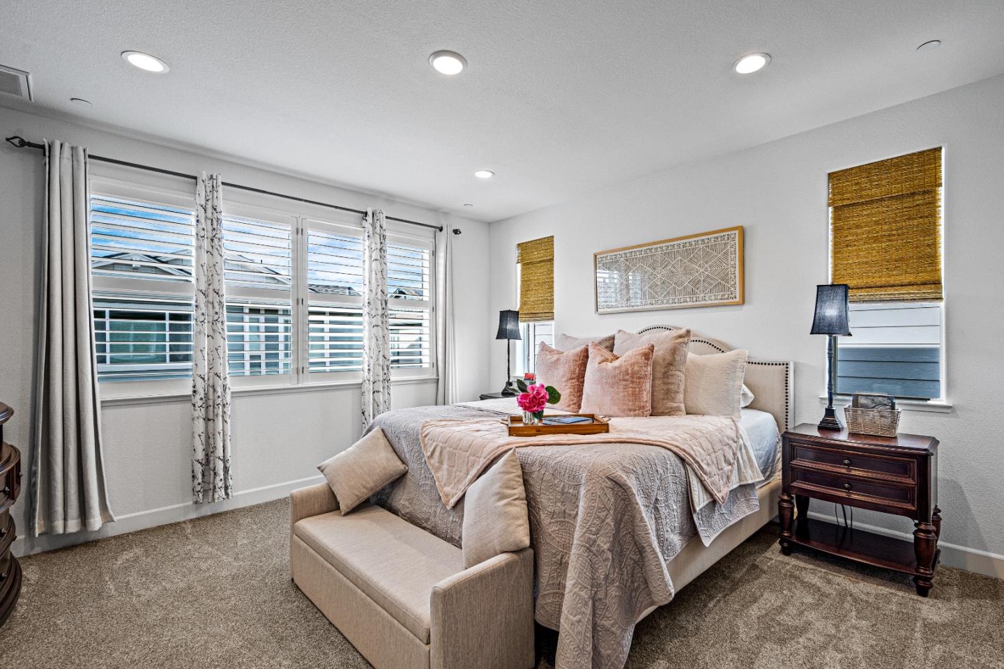 2759 Moonshell LN