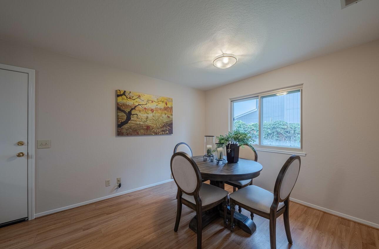 437 Alcalde AVE