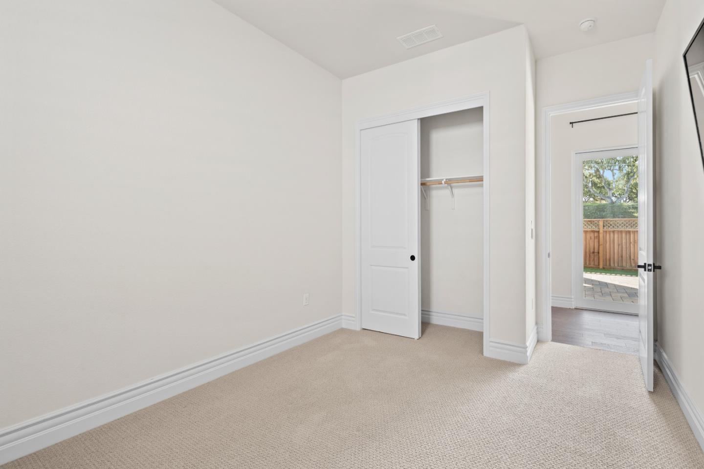 18402 Mcclellan CIR