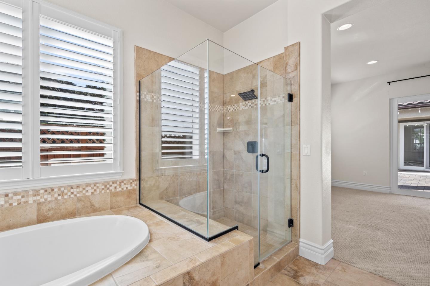 18402 Mcclellan CIR
