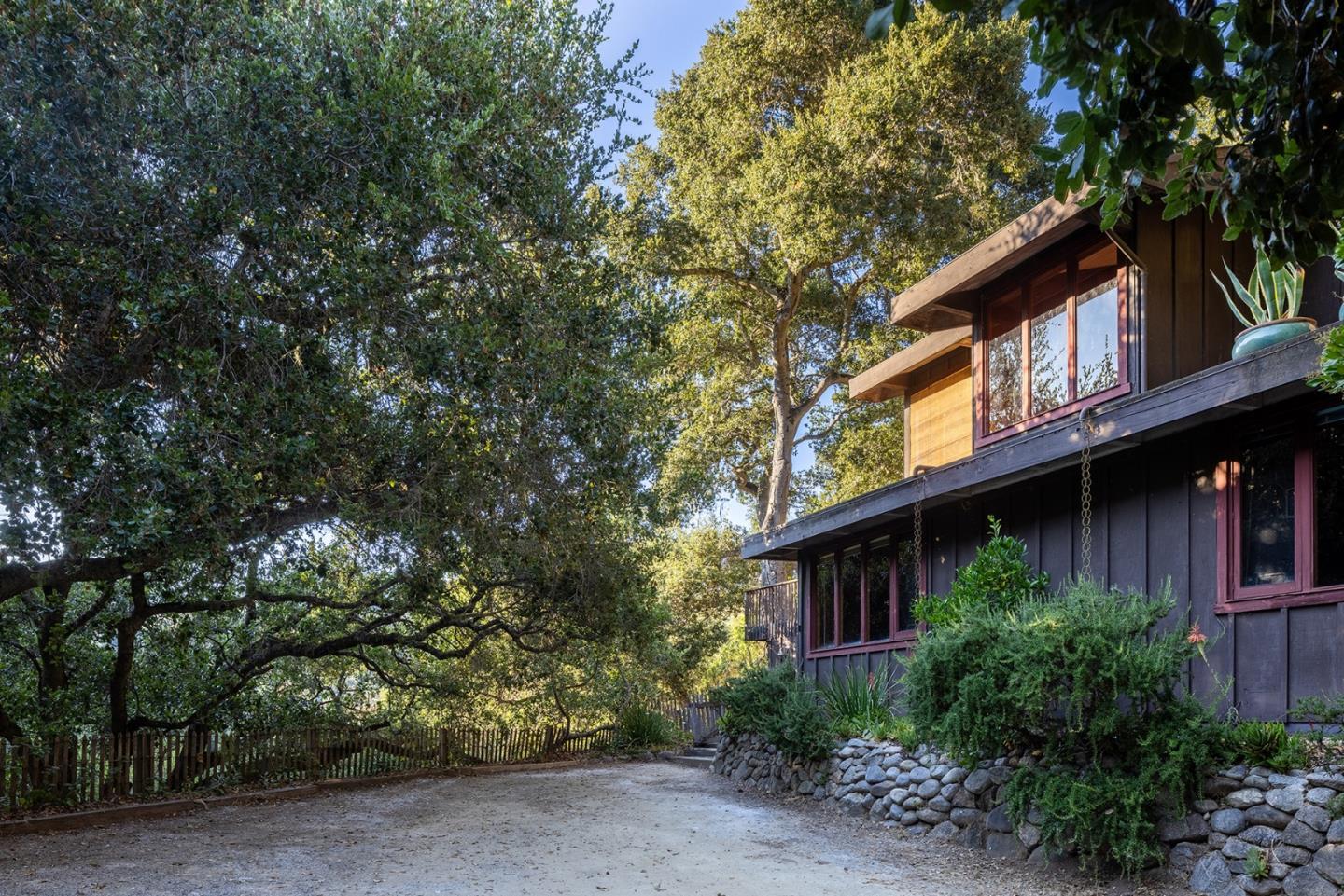 14318 Hitchcock Road