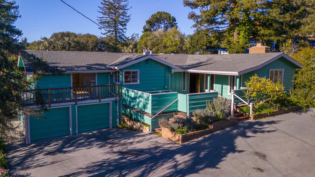 43 Twin Oaks Drive