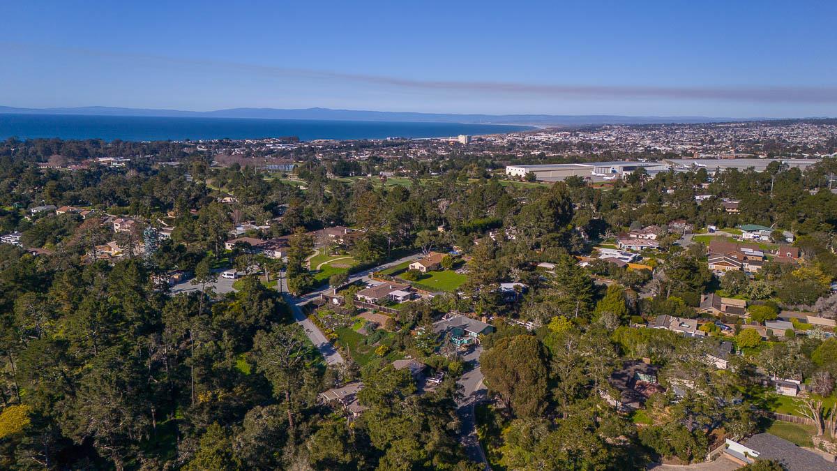 43 Twin Oaks Drive