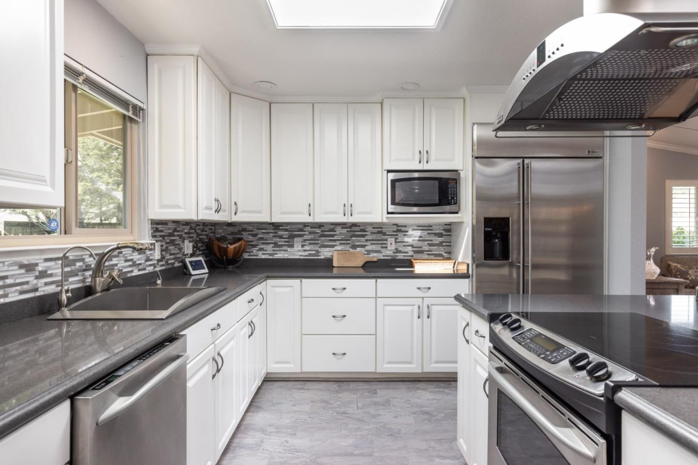 182 Hacienda, CARMEL, CA 93923