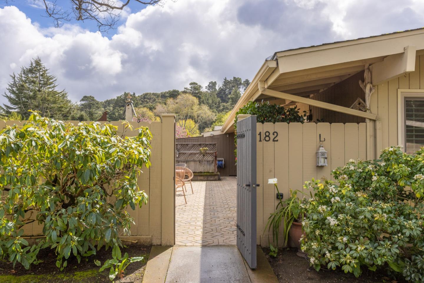 182 Hacienda, CARMEL, CA 93923