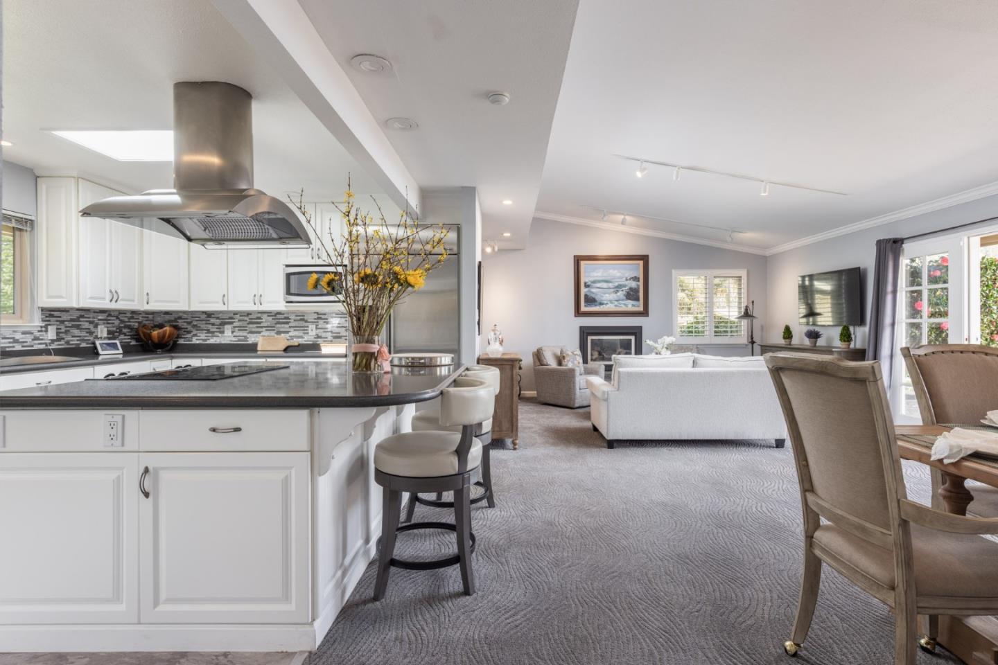 182 Hacienda, CARMEL, CA 93923