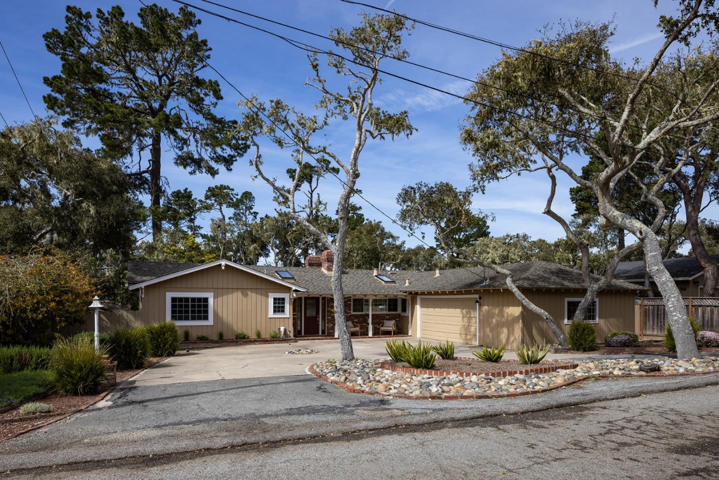 2872 Rancho RD