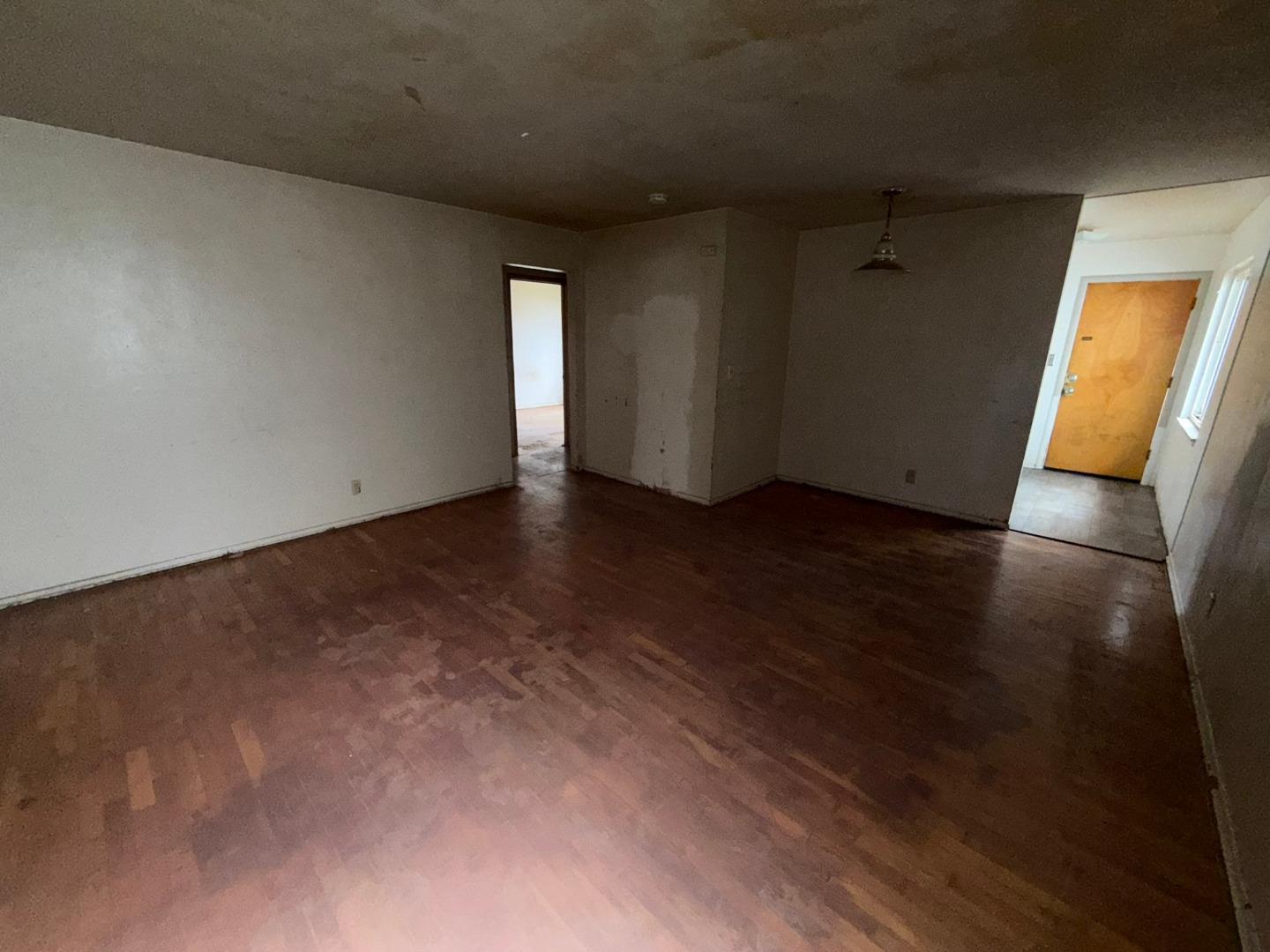 421 Garden AVE