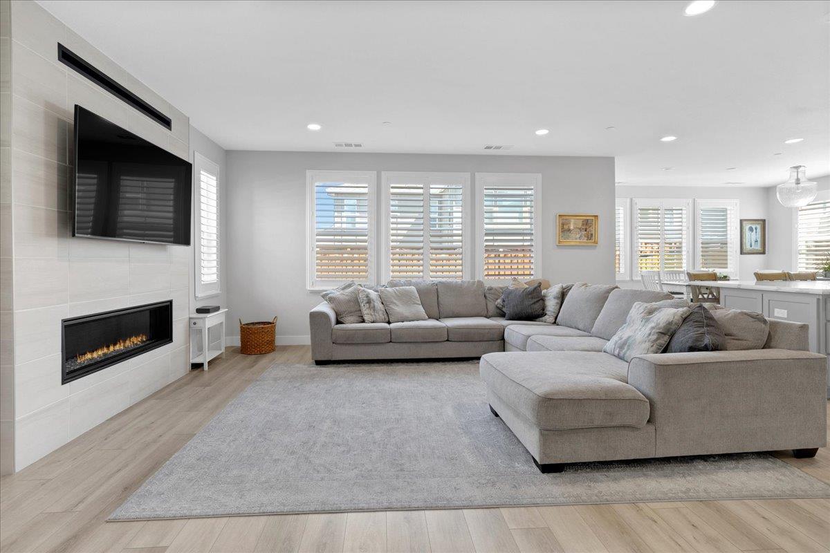 277 Skyview Drive