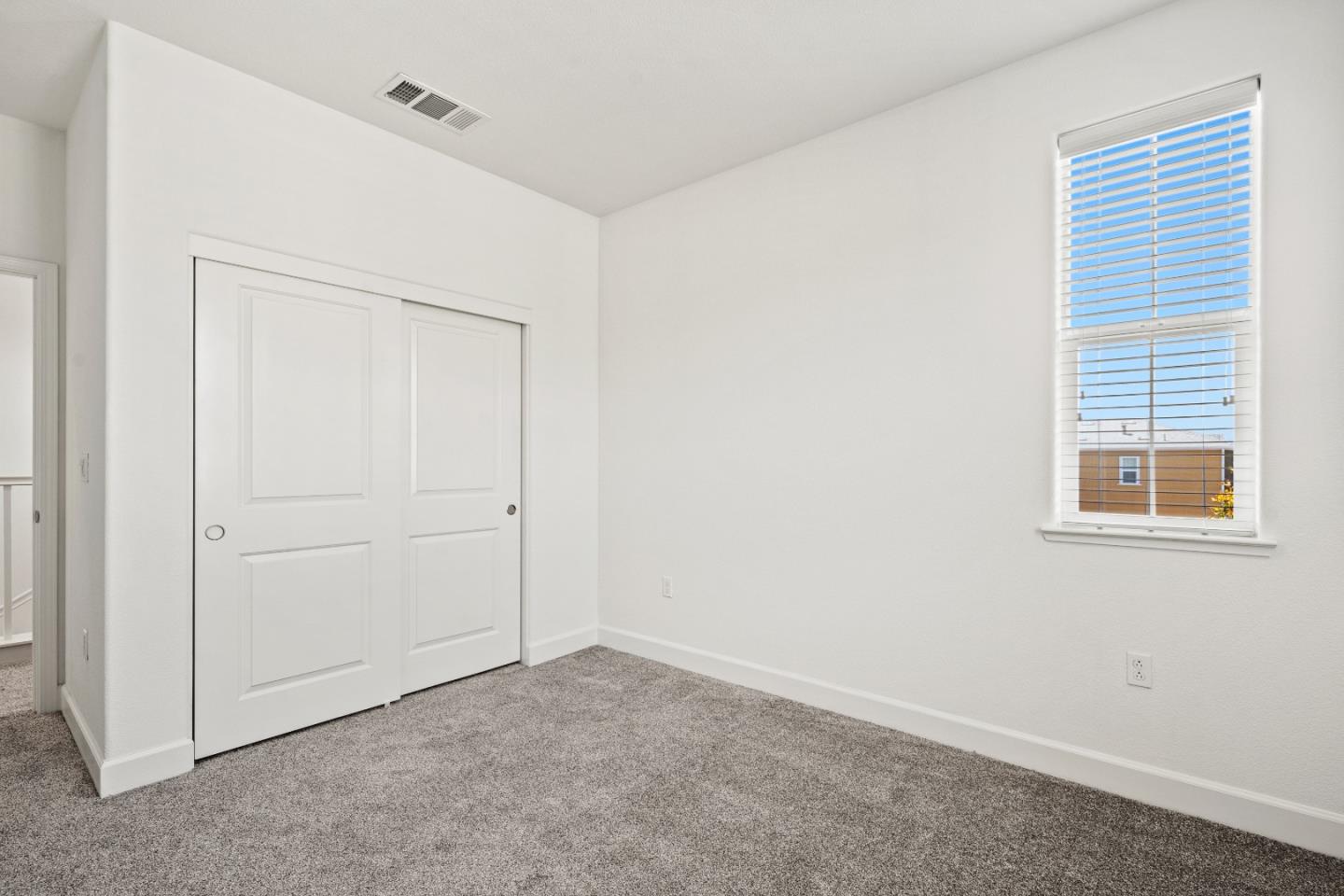 2602 Bluewater CT