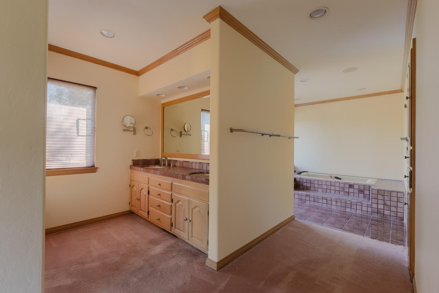 54 Corral De Tierra RD