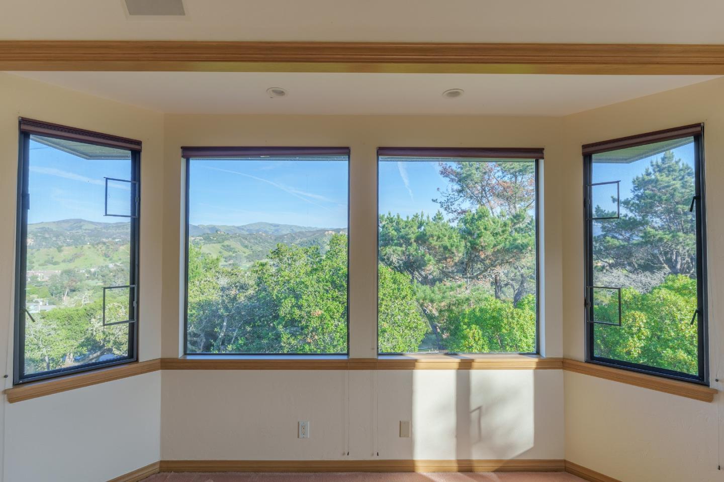 54 Corral De Tierra RD