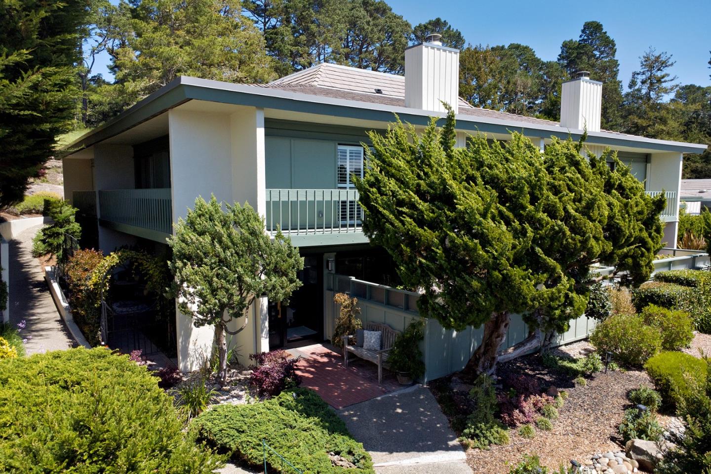 95 High Meadow LN