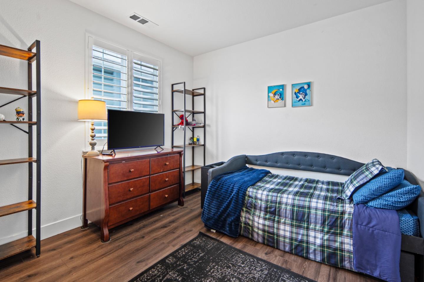 287 Skyview DR