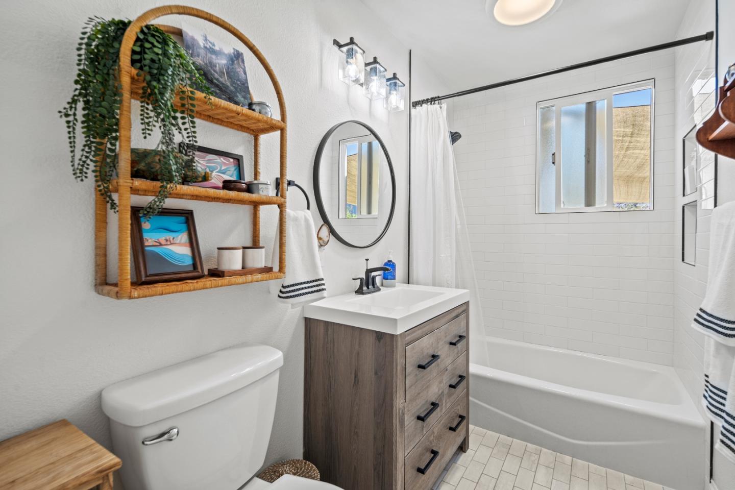19 Grove Street, SALINAS, CA 93901