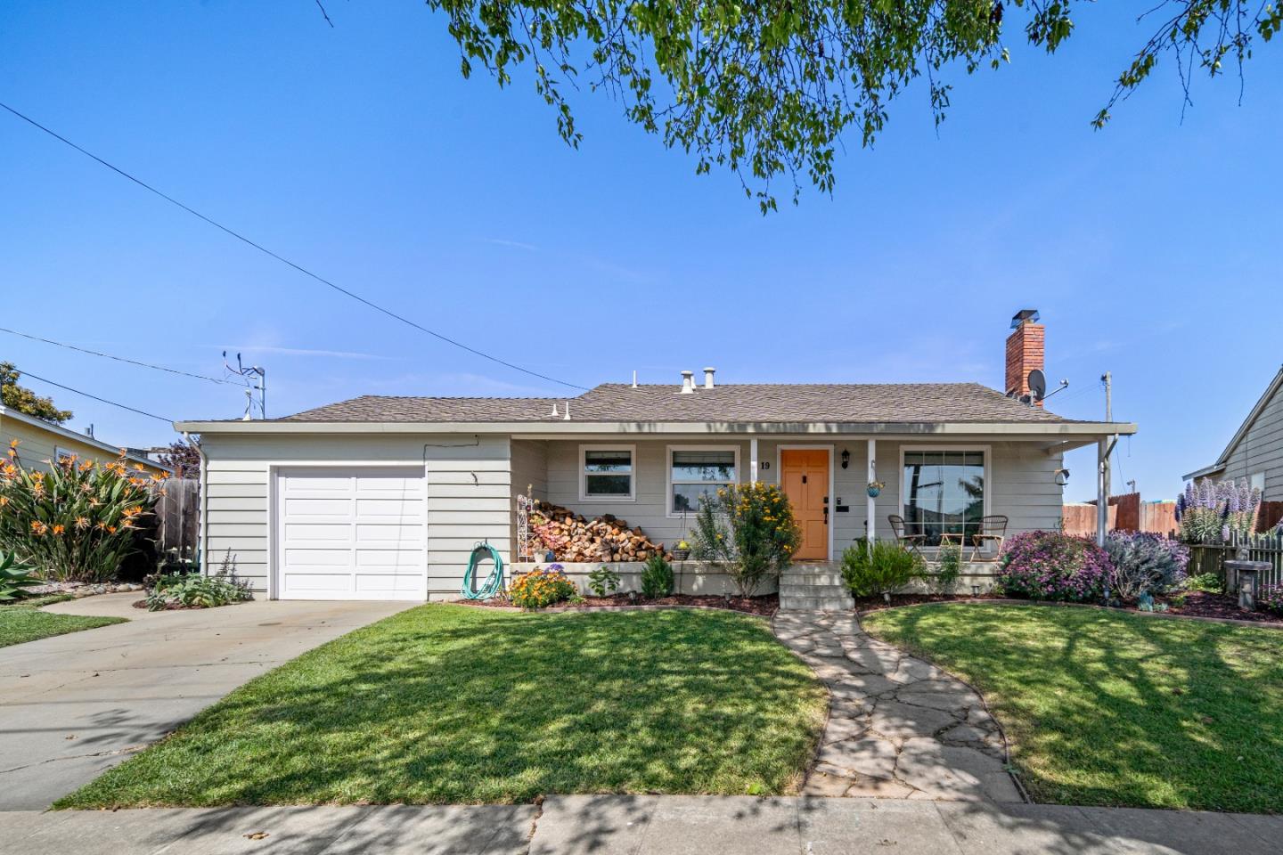 19 Grove Street, SALINAS, CA 93901
