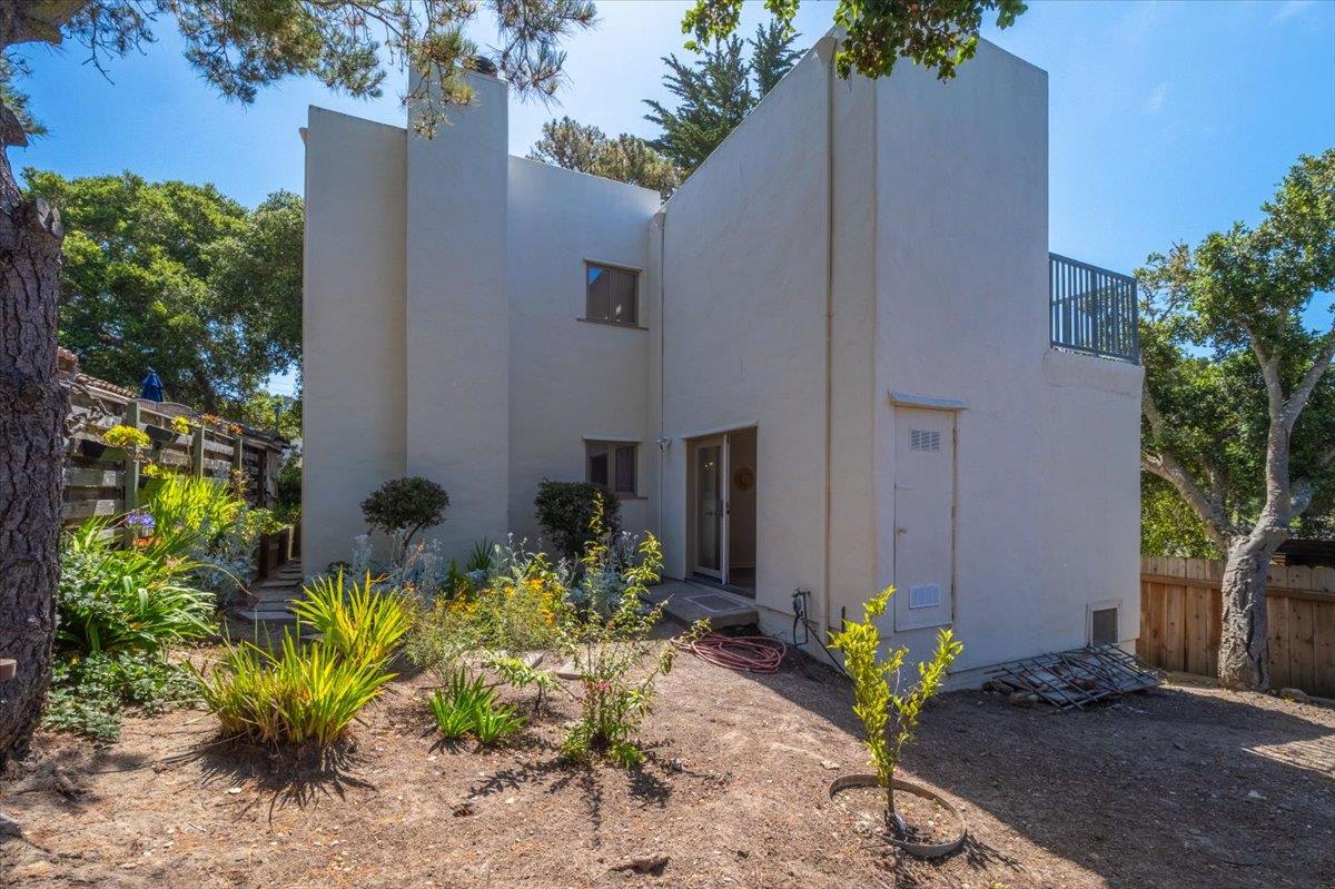 24826 Santa Fe Street, CARMEL, CA 93923