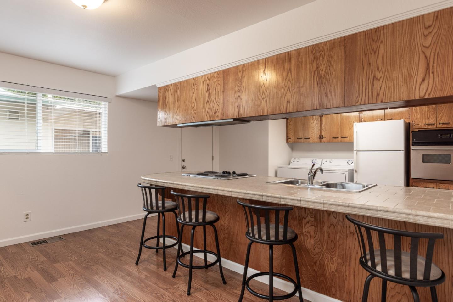 1030 Hillside Avenue, PACIFIC GROVE, CA 93950