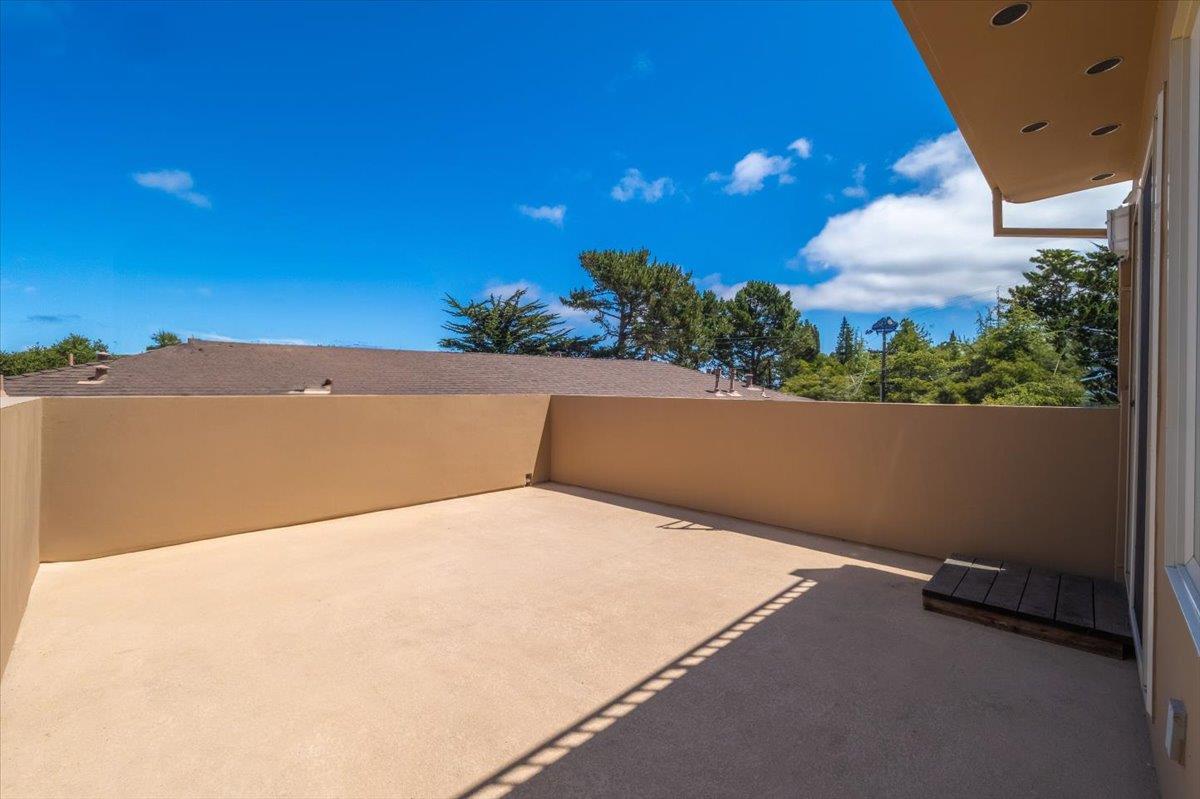 152 Mar Vista DR