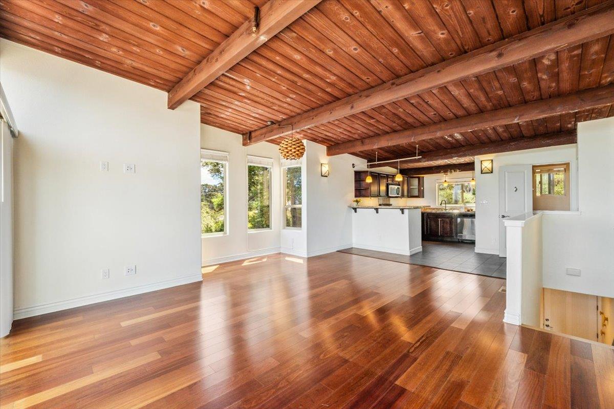 152 Mar Vista DR