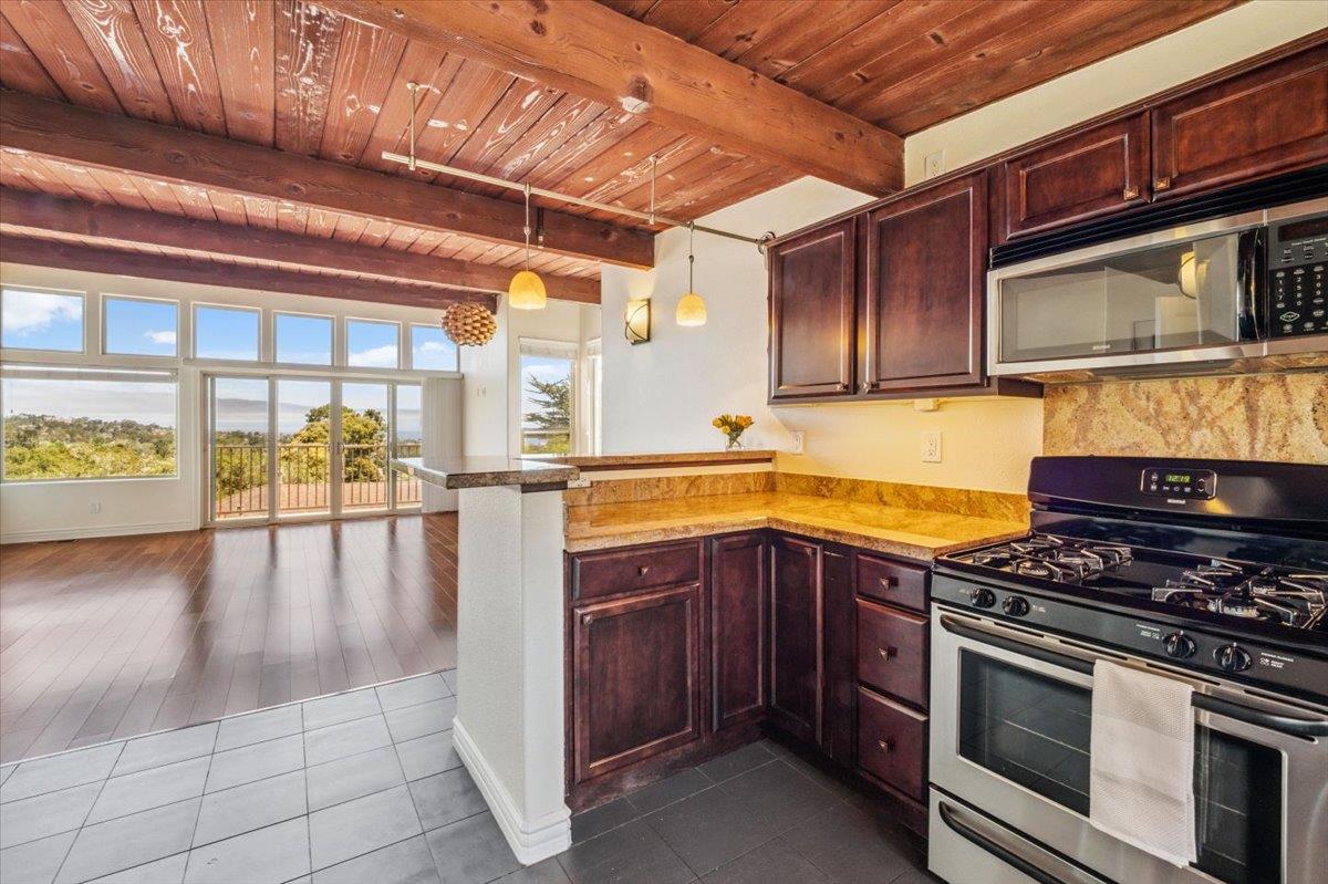 152 Mar Vista DR