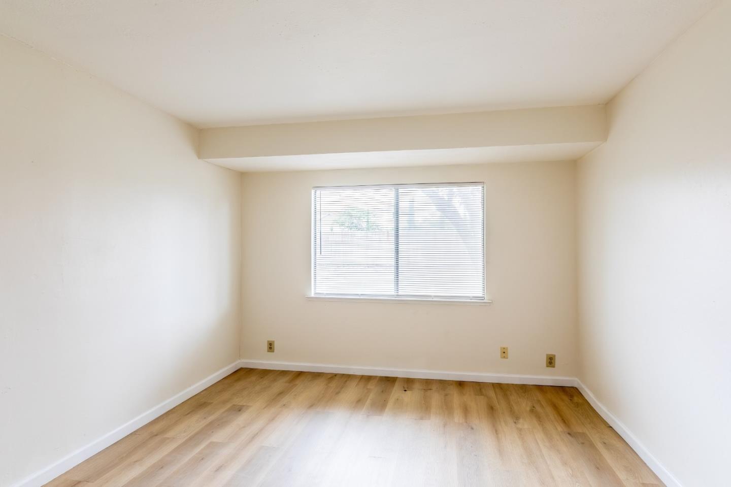 32200 Atlas Way