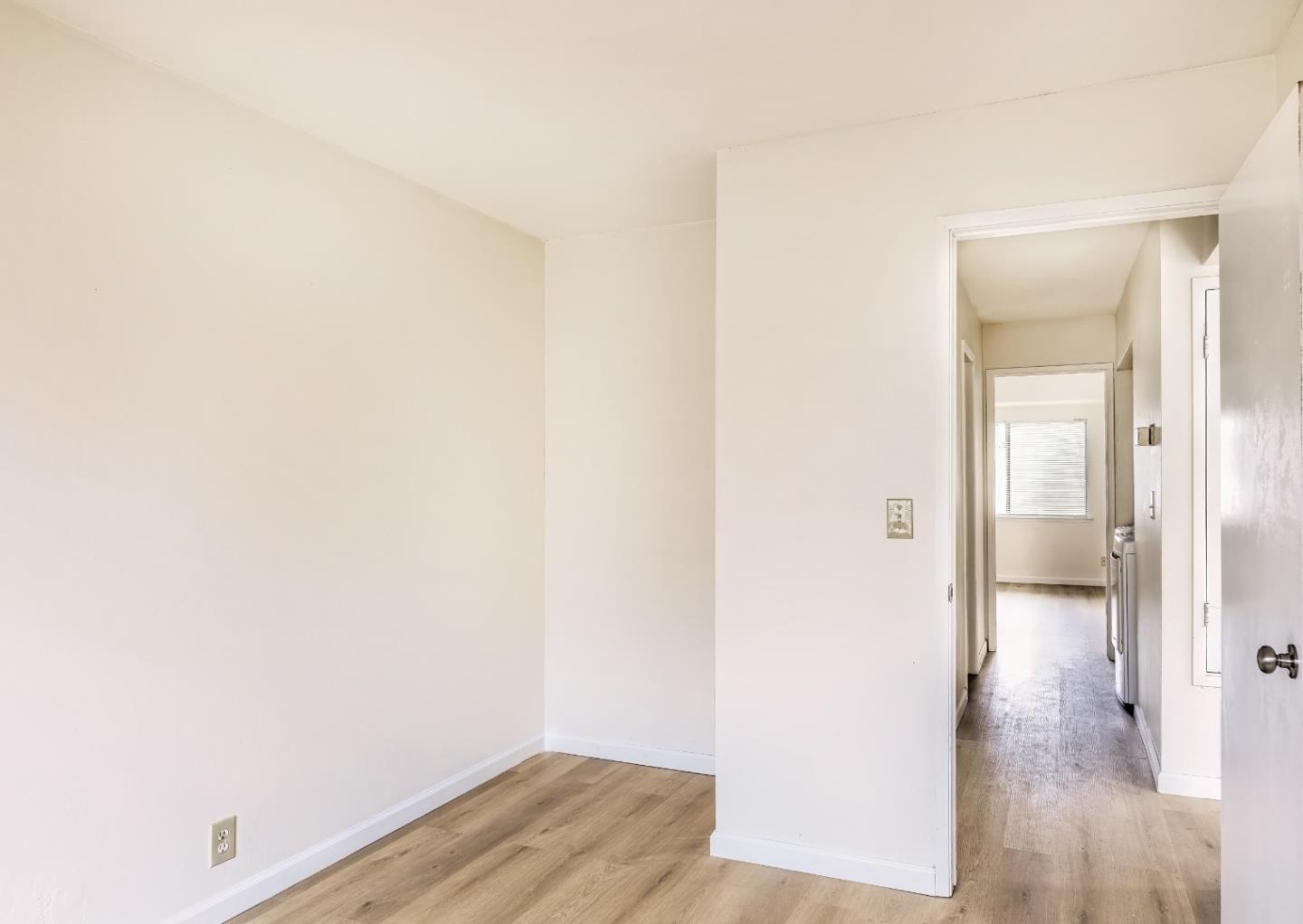 32200 Atlas Way