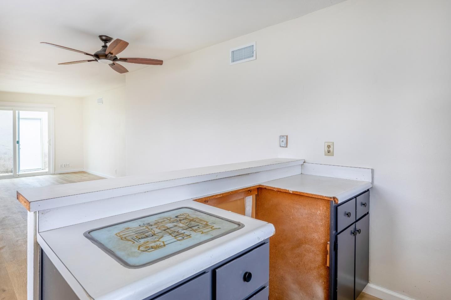 32200 Atlas Way