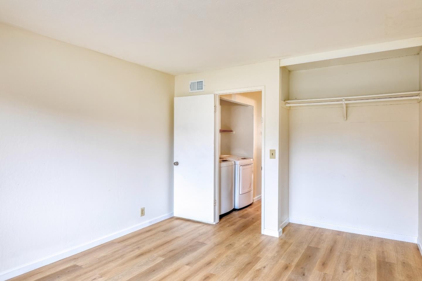 32200 Atlas Way