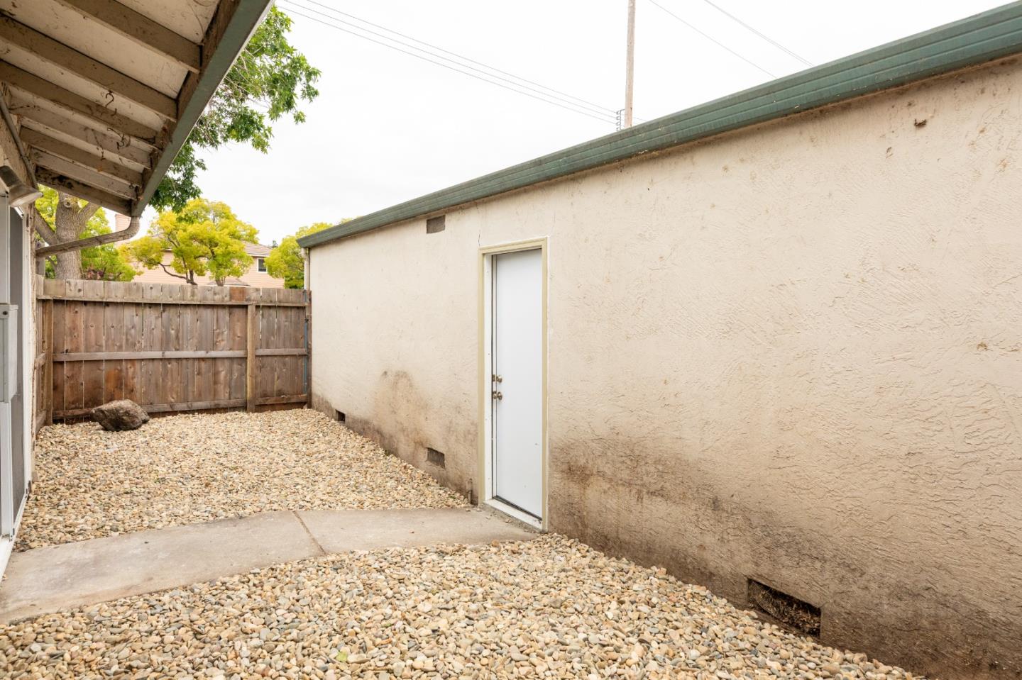 32200 Atlas Way