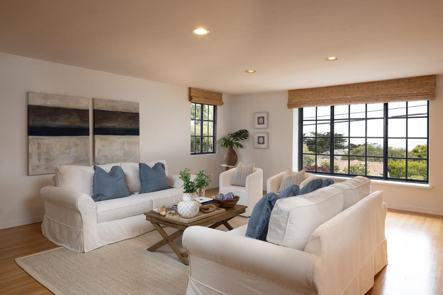 Carmelo 5 SE Ocean Avenue