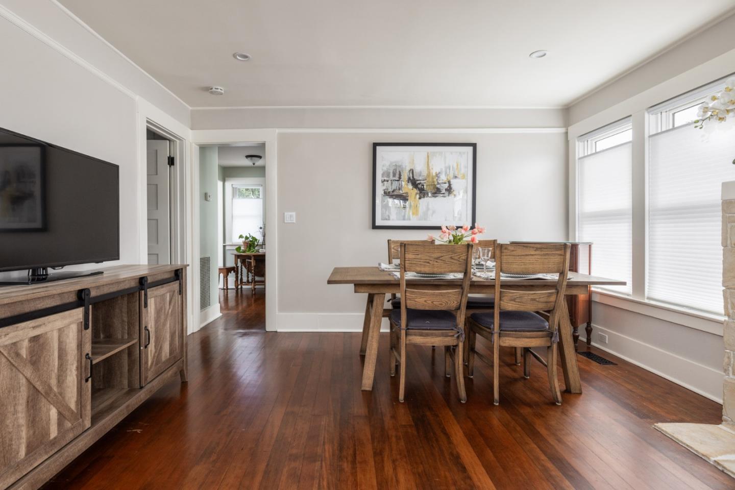 724 Pine Avenue, PACIFIC GROVE, CA 93950