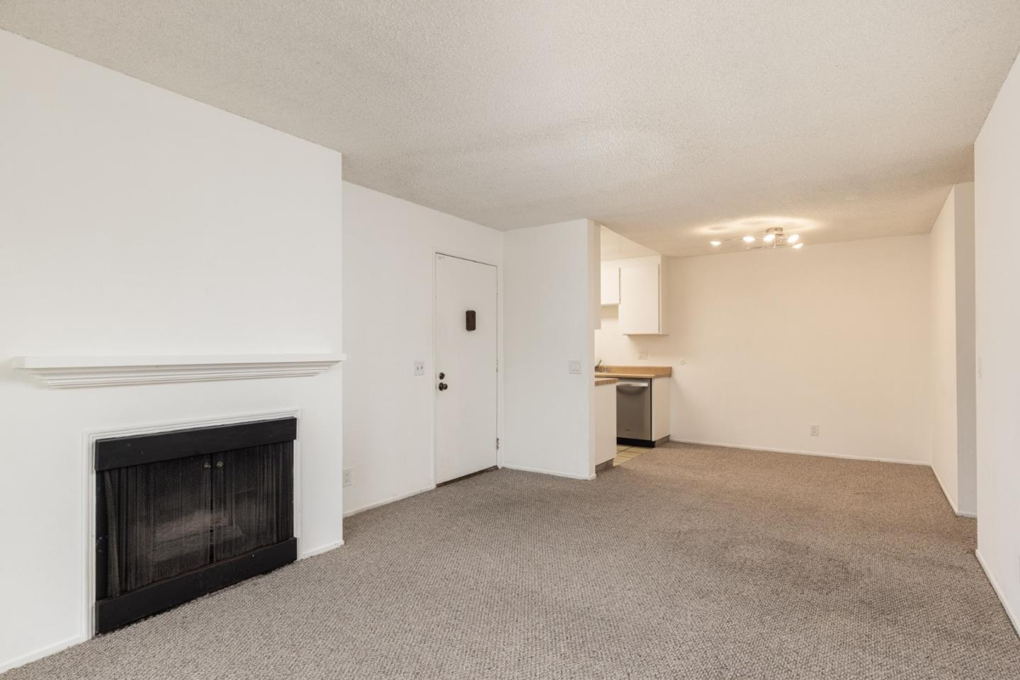 3104 Golden Oaks Lane