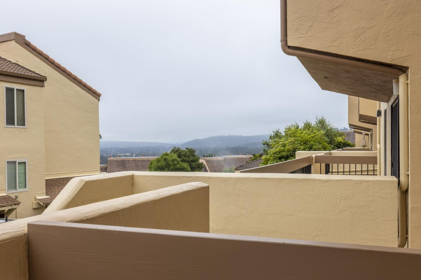 3104 Golden Oaks Lane