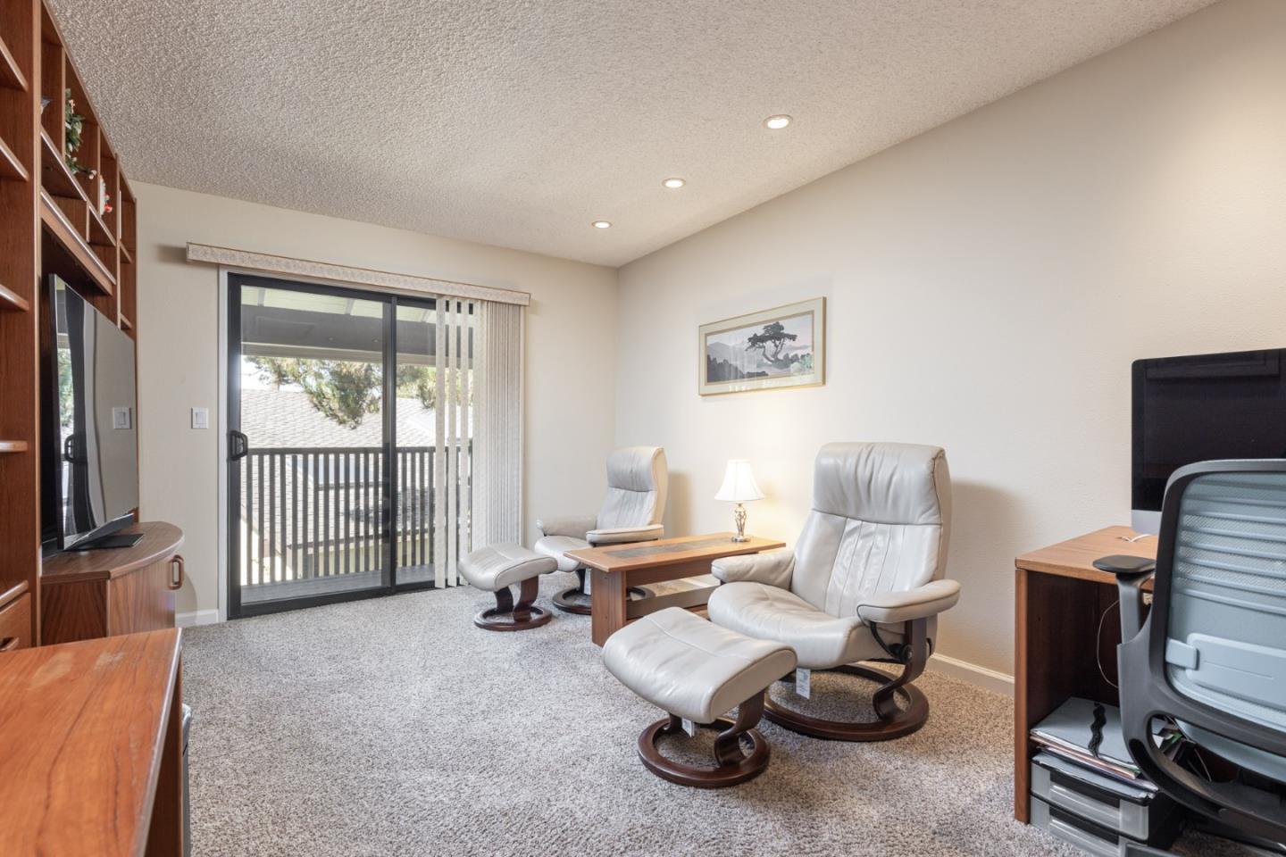 1360 Josselyn Canyon Road 40, MONTEREY, CA 93940