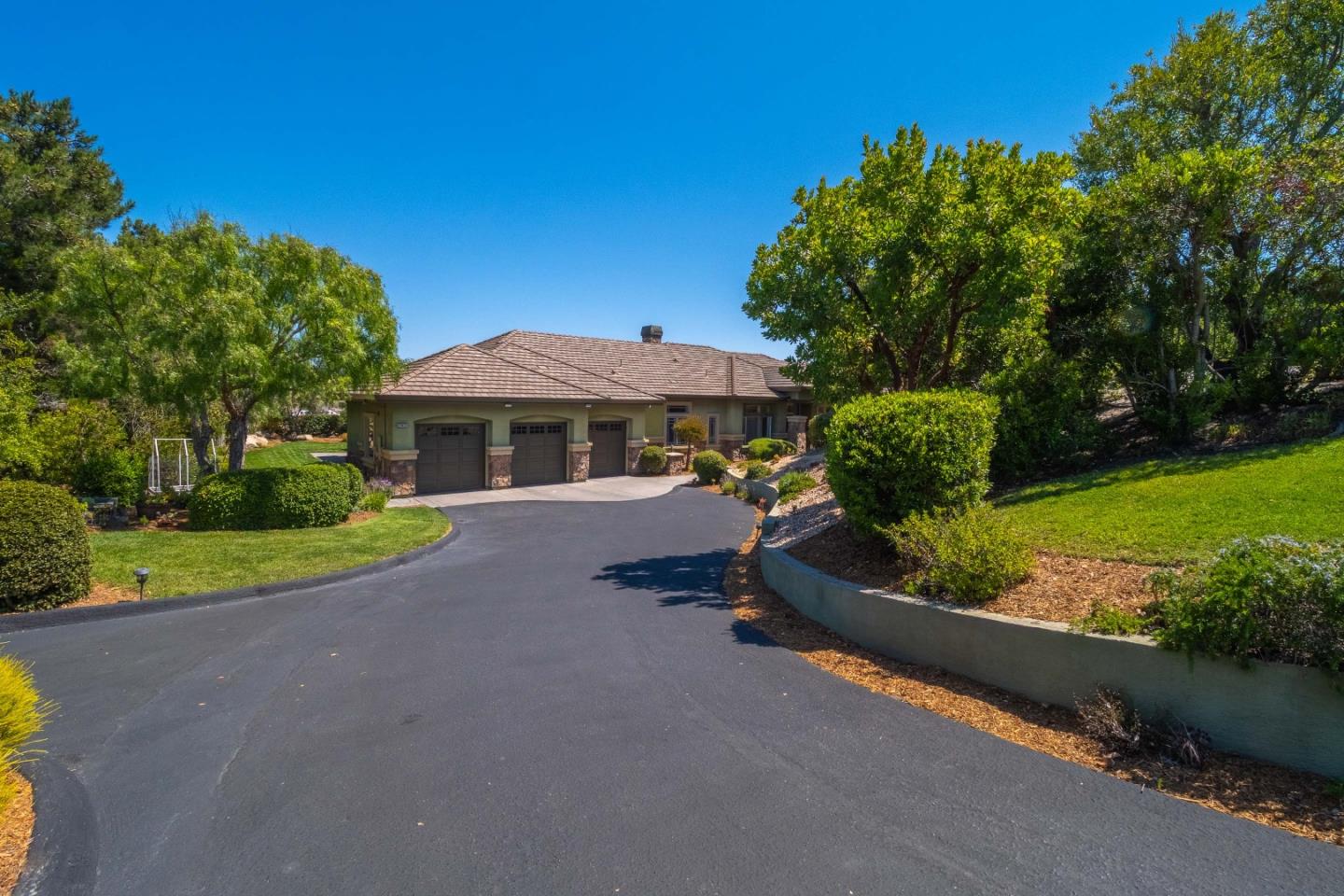 27812 Crowne Point Drive