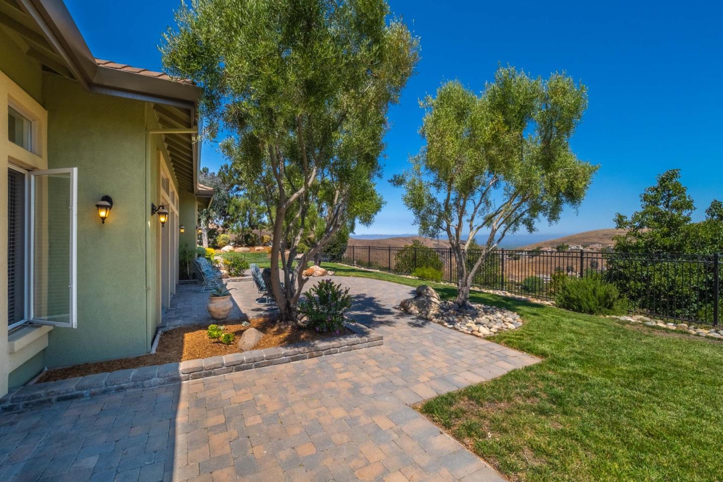 27812 Crowne Point Drive