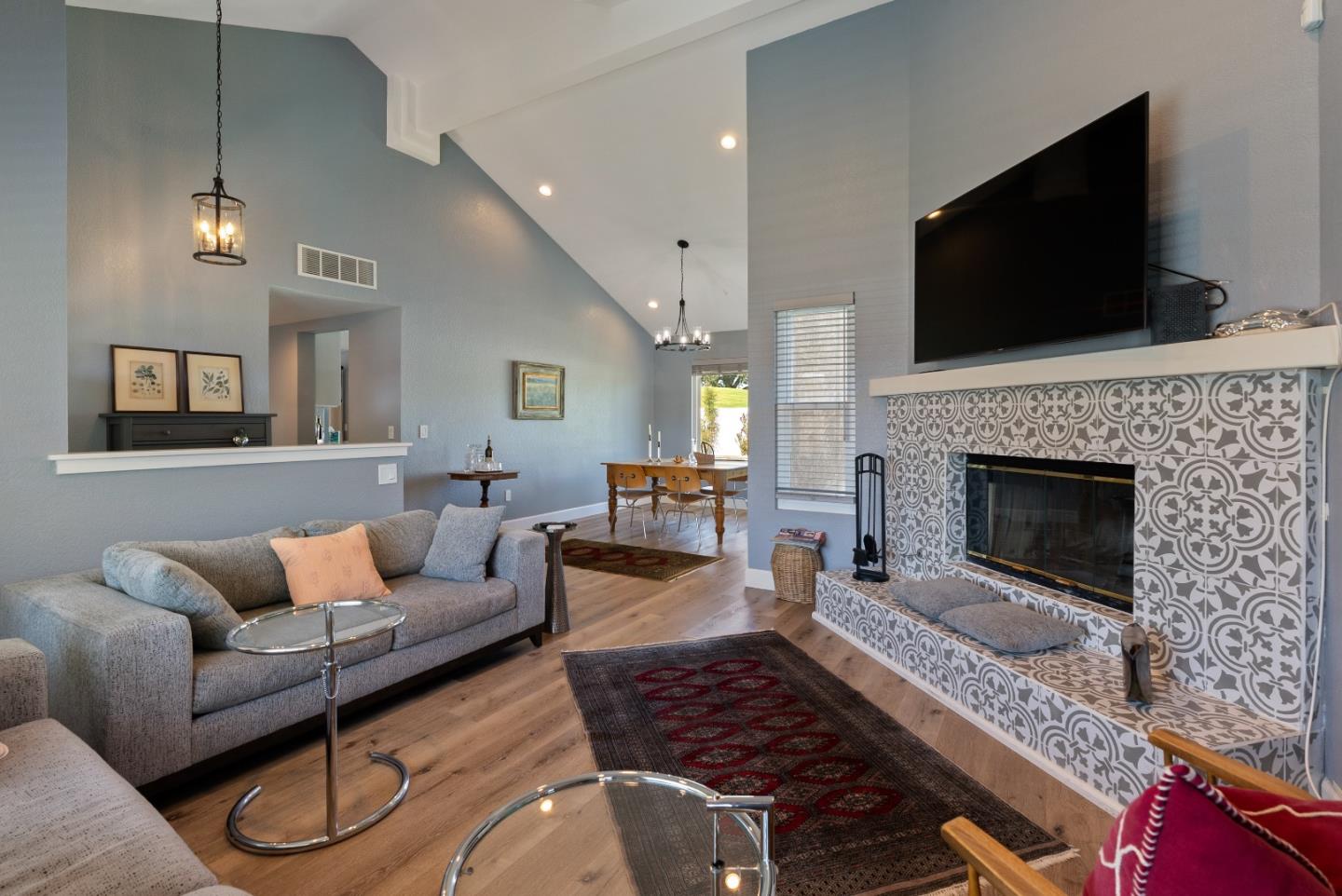 911 Saint Ann Drive