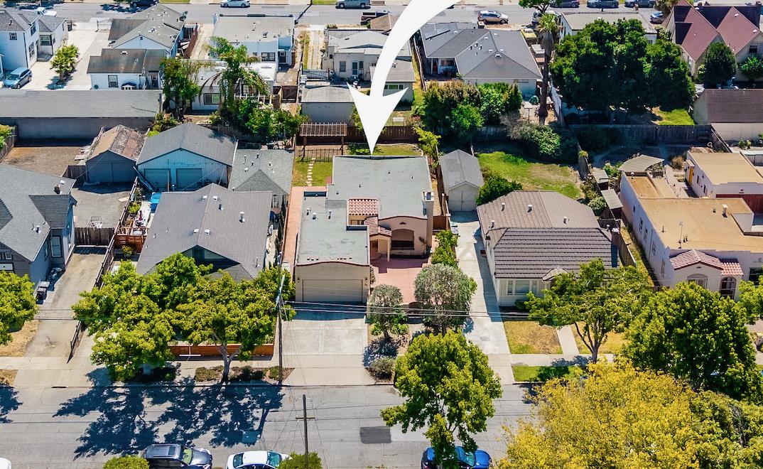 26 Willow ST