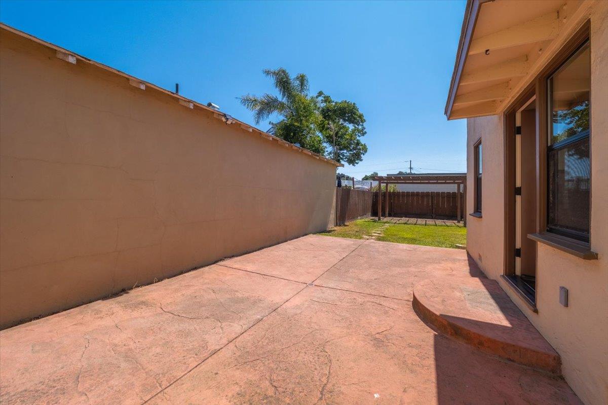 26 Willow ST
