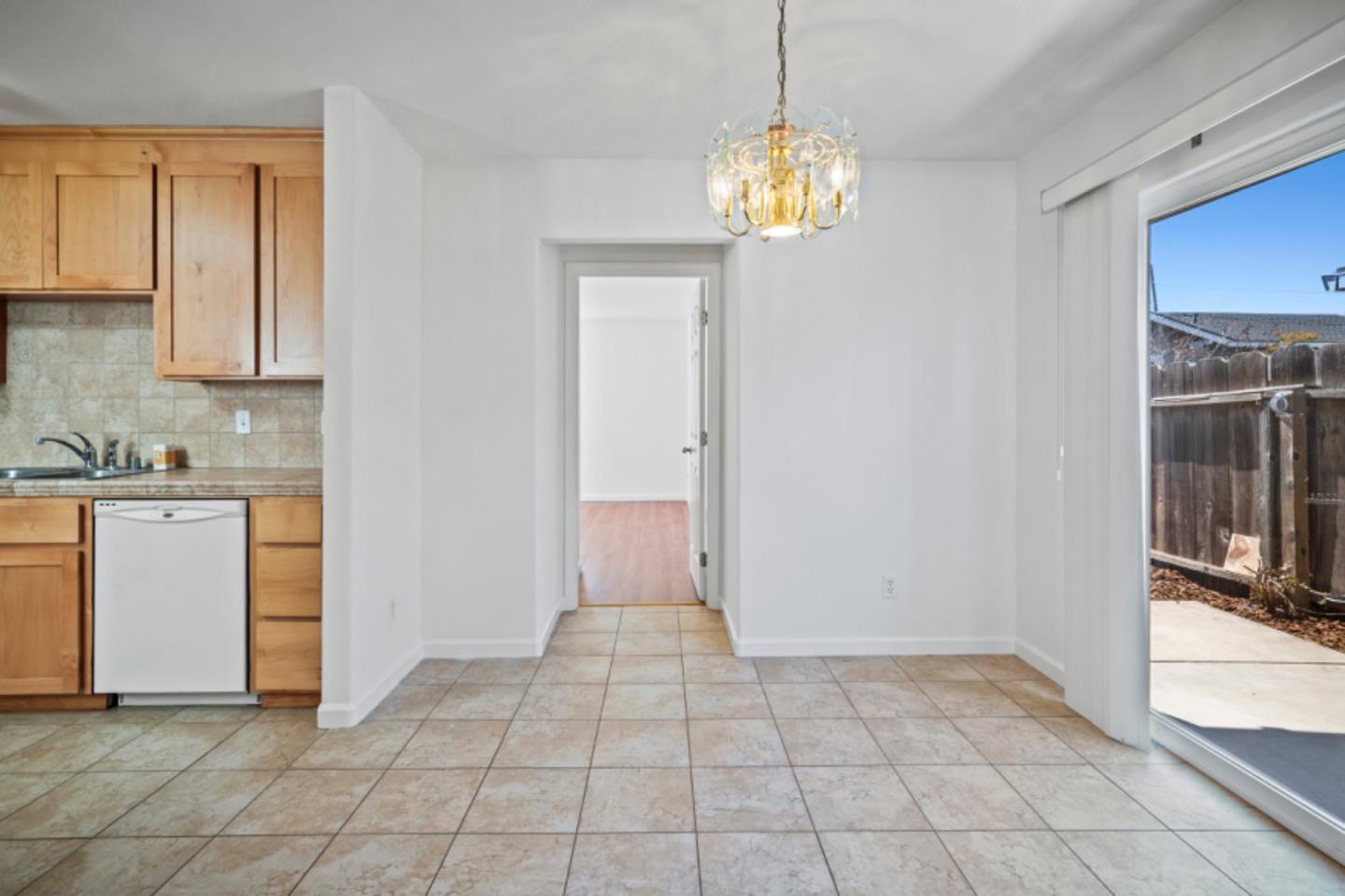 548 Hannon AVE