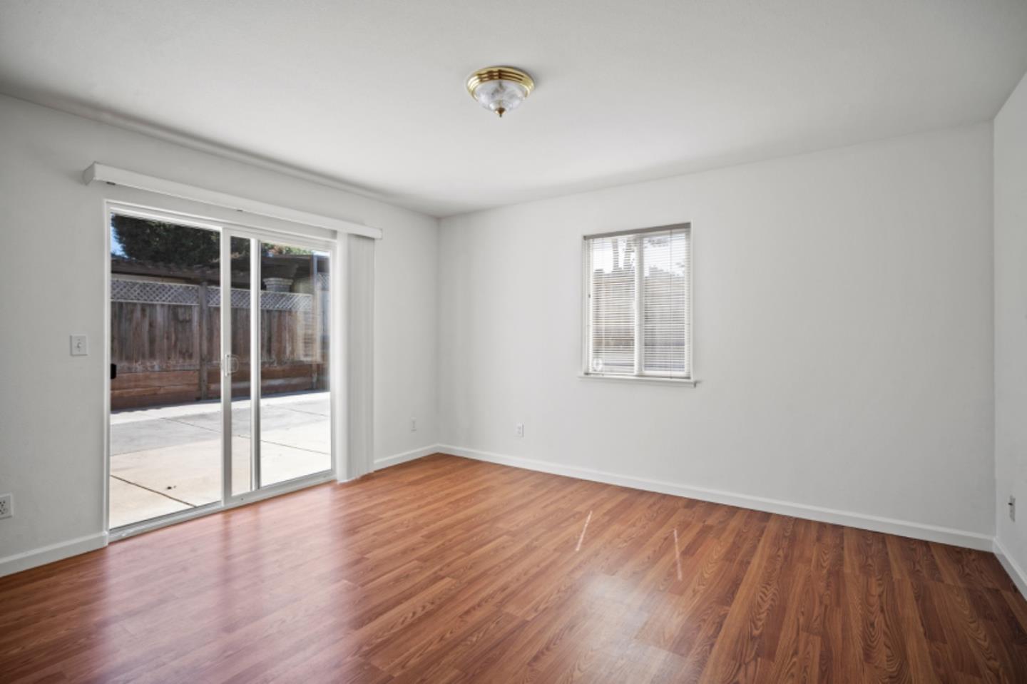 548 Hannon AVE